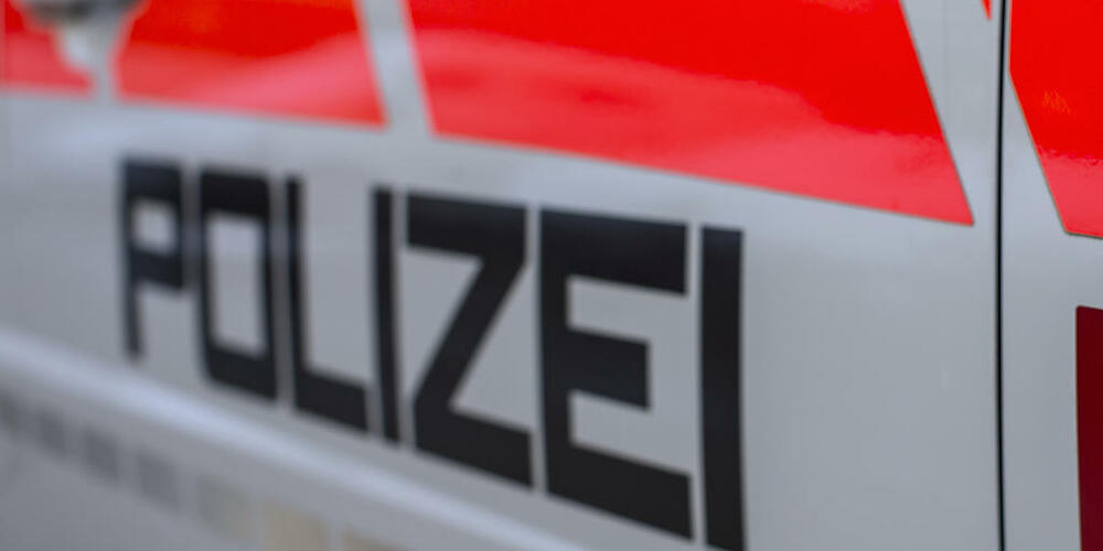 Die Schwyzer Kantonspolizei nimmt neu auch online Anzeigen entgegen. (Symbolbild)