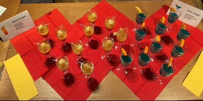 Es geht auch ohne Alkohol: Drinks im Foyer des Kinos.