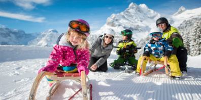 Tauchen Sie ein ins Wintermärchen von Braunwald, wo der Schnee zu einem zauberhaften Erlebnis wird!