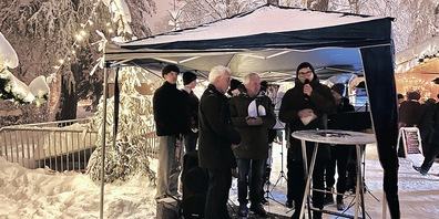 Der Prix Heiden wurde am Adventsmarkt an Albert Ebneter und Aschi Städler übergeben