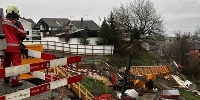 Beim Umsturz des Krans wurden keine Bauarbeiter verletzt.