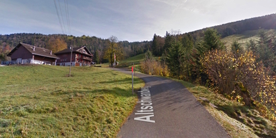Die Altschwandstrasse bei der Alp Altschwand vor ihrer Sanierung. (Archivbild)