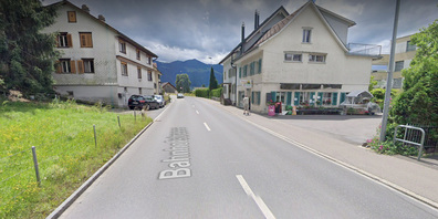 Bahnhofstrasse in Benken. 