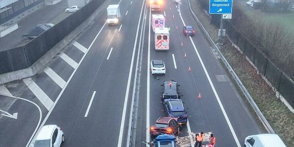 Wegen des Unfalls rückten mehrere Ambulanzen aus.