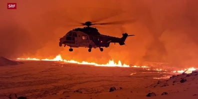 Schrecklich schönes Naturschauspiel: Der Vulkan speit Lava und Feuer.