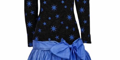 Dieses Kleid kam unter den Hammer
