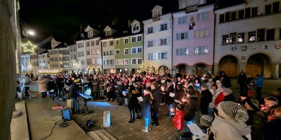 Gemeinsames Singen in der Wiler Altstadt - Balsam für die Seele.