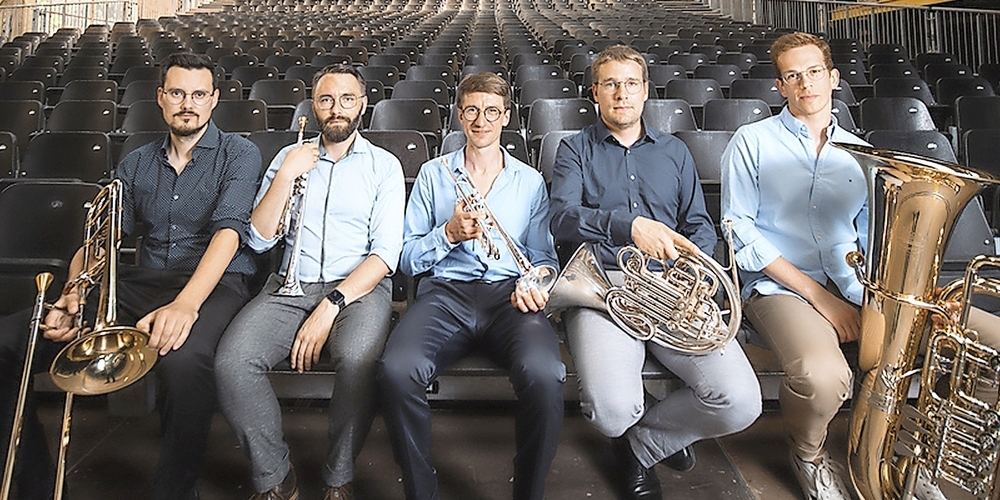 PrimeBrass ist ein Brassquintett mit zwei Trompeten, Horn, Posaune und Tuba. Die Berufsmusiker stammen aus Zürich und Winterthur.