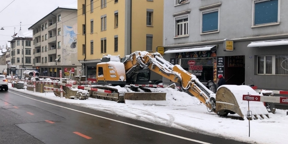 Solche Bilder gehören nun der Vergangenheit an – die Zürcher Strasse ist wieder frei befahrbar
