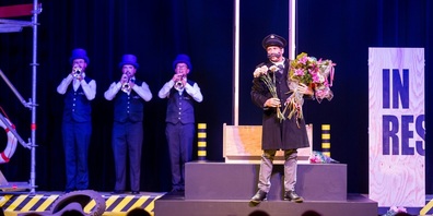 Eine Szene aus dem Musical Zeppelin im Dreispitzsaal Kreuzlingen.