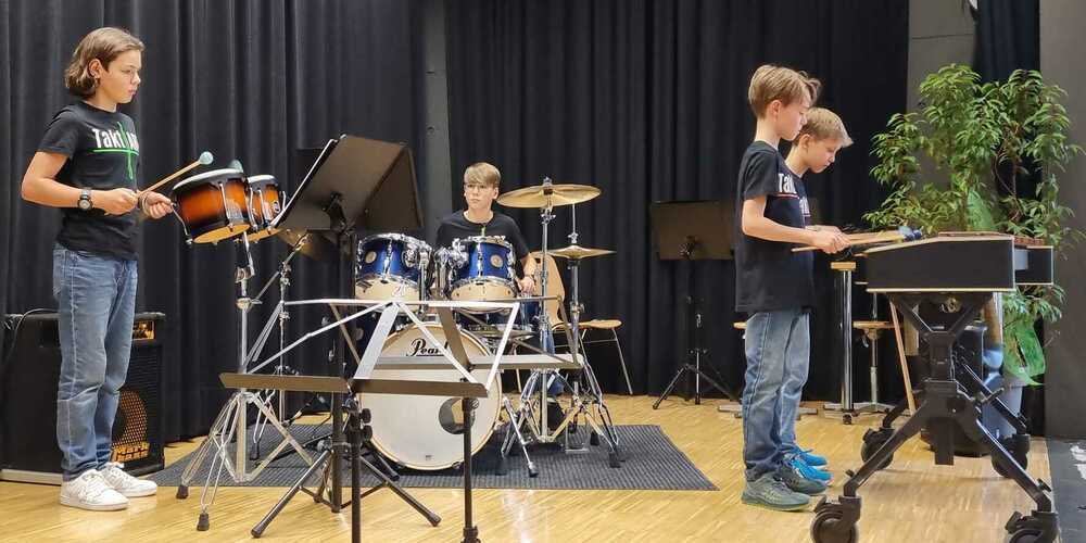Überaus erfolgreich haben die Schülerinnen und Schüler der Musikschule Am Alten Rhein beim RhyContest abgeschlossen
