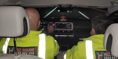 Für den Silvesterabend sucht Nez Rouge Fahrer oder Unterstützung im Backoffice-Bereich.