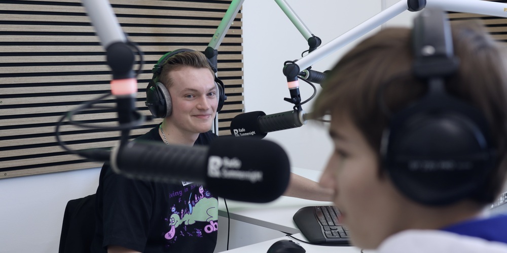 Bei Radio Summernight dürfen Jugendliche hinters Mikrophone