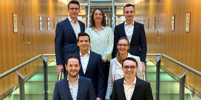 Thomas Kölbener, Patrick Meier, Christian Sutter, Céline Oertle, Tobias Dörig, Christina Aeschbacher und Sandro Meier (von unten links)