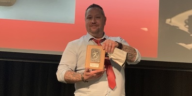 Marcel Baumann erhielt für 20 Jahre Feuerwehrdienst eine Silberplakette.