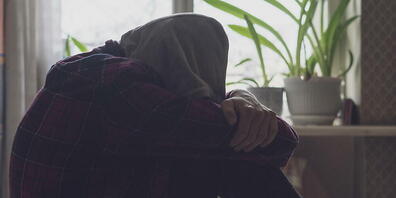 Der Kanton Zürich soll mehr tun, um die psychische Gesundheit von Jugendlichen zu fördern. Der Kantonsrat hat einer Initiative mit dieser Forderung zugestimmt. (Symbolbild)