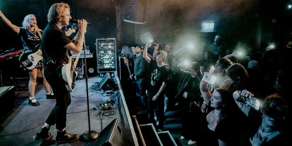 Auch die Rockband «Batteries and Sweets» mit Bezug zu Jona hat sich für den diesjährigen Final von «bandXost» qualifiziert.