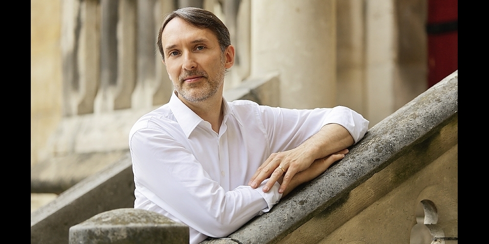 Olivier Latry ist Organist.