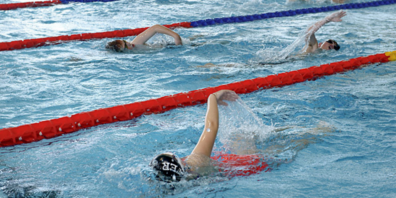 Vanna und Antonio Djakovic vom Schwimmclub Uster (SCU) freuen sich auf den Heim-Wettkampf.