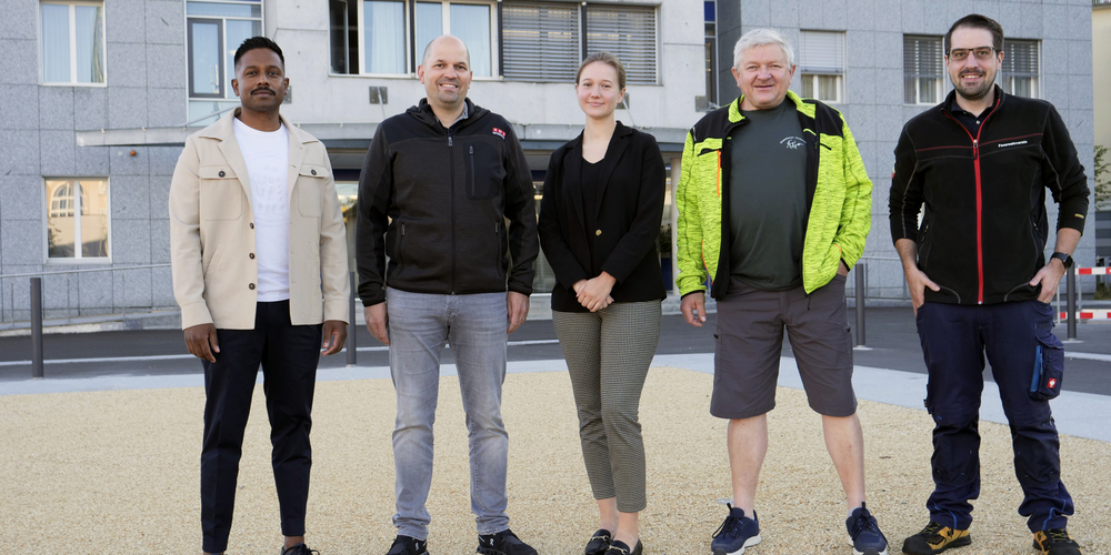 Das Organisationskomitee (von links): Niranjan Sriragavan, Reto Kummer, Winona Berweger, Jakob Kuster, Pascal Etter