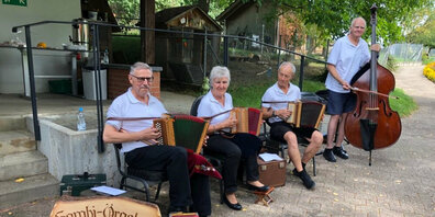 Die «Hombi­Örgeler» waren zu Besuch im Grüneck.