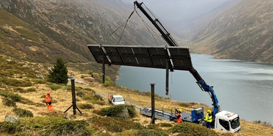 Geplant sind so genannte Modultische mit 8 bis 12 Modulen in rund 3 Metern Höhe ähnlich wie in der Axpo-Testanlage in Tujetsch in Graubünden.