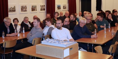 Die Schule Lüchingen präsentierte an einem Informationsabend die Machbarkeitsstudie.