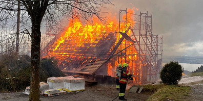 Das Gebäude wurde durch den Brand total beschädigt.