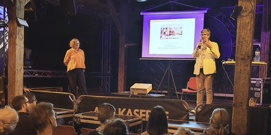 Katrin Wüthrich (links) und Joëlle Huser stellten sich den Fragen aus dem Publikum.