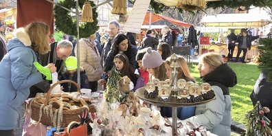 Der Adventsmarkt Albisrieden bringt Jung und Alt zusammen.