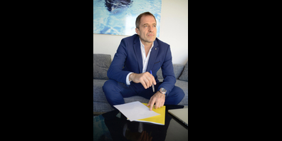 Bernhard Bauhofer hat die freigewordene Zeit genutzt, um in Rekordzeit ein Taschenbuch über ein neues Zeitalter zu schreiben: die Zeit nach der Corona-Krise.