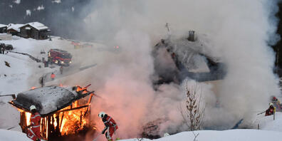 Trotz des Einsatzes von Feuerwehren vom Heinzenberg und aus Thusis und Cazis brannten in Tschappina ein Wohnhaus und ein Stall weitgehend ab.