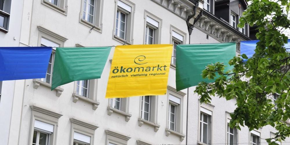 Am Donnerstag, 6. Mai 2021 präsentieren rund 50 regionale Ausstellende von 9 bis 20 Uhr ein breites ökologisches Warenangebot.