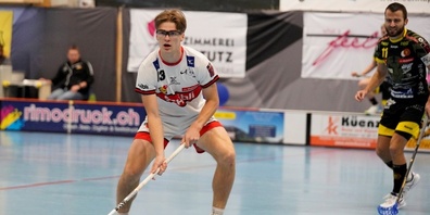 Der 21jährige Flügelstürmer spielt auch in der neuen Saison in Uster.
