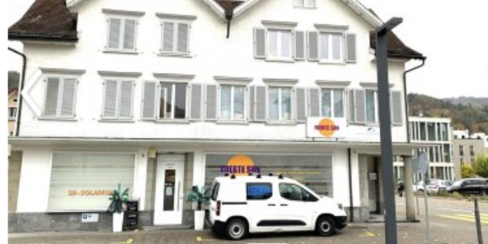 In diesem Solarium an der Grenzstrasse in St. Margrethen starb am Montag eine Frau wegen Kohlenmonoxid. (Archivbild)