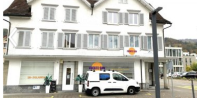 In diesem Solarium an der Grenzstrasse in St. Margrethen starb am Montag eine Frau wegen Kohlenmonoxid. (Archivbild)