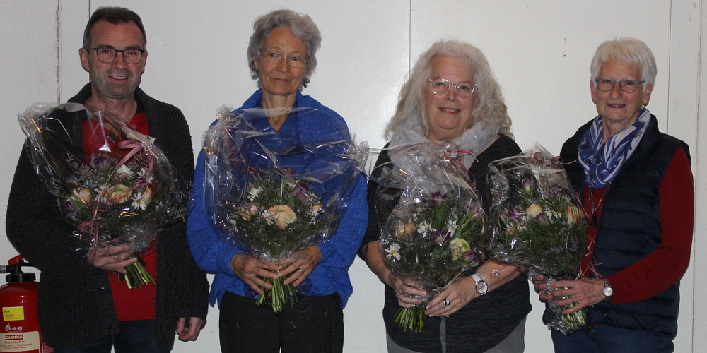 Geehrt: Bruno Rickli, Susi Benz, Bea Hartmeier und Christine Kohler (von links). 