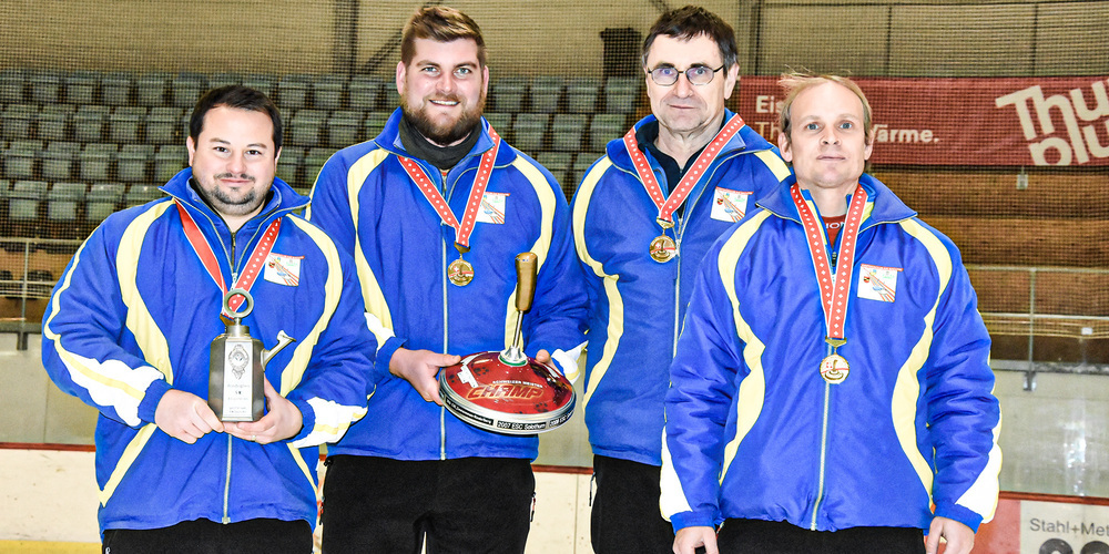 Der ESC am Bachtel mit den Herren Biedermann, Wüthrich, Dal Molin und Casper gewinnen die Kategorie «Mannschaftsspiel Herren»
