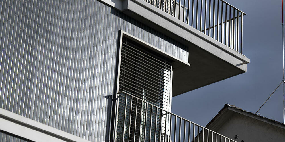 Die AL will beim umstrittenen Thema Einkommenslimiten für günstige Wohnungen über die Bücher. (Symbolbild)