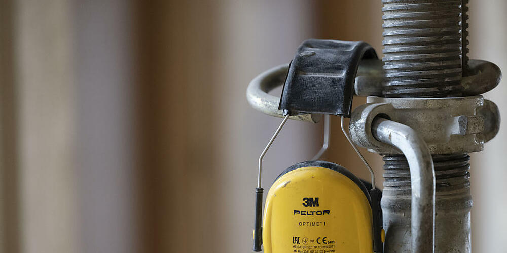 Am Donnerstagmittag ereigneten sich im Kanton Zug drei Arbeitsunfälle. (Symbolbild)