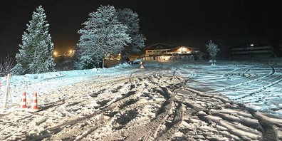 Der 20-jährige Autofahrer verlor beim Driften auf diesem Parkplatz die Herrschaft über das Auto und verunfallte. Seinen 24-jährigen Beifahrer liess er sterbend im Fahrzeug zurück.