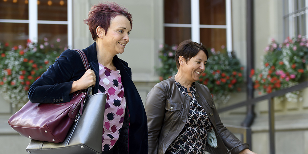 Regierungsrätinnen Michèle Blöchlinger (Nidwalden) und Petra Steimen-Rickenbacher (Schwyz) in Bern.