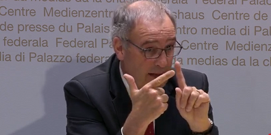 Bundespräsident Guy Parmelin: «Wer sich partout nicht impfen lassen will, wird sich mit dem Coronavirus anstecken». (Archivbild)
