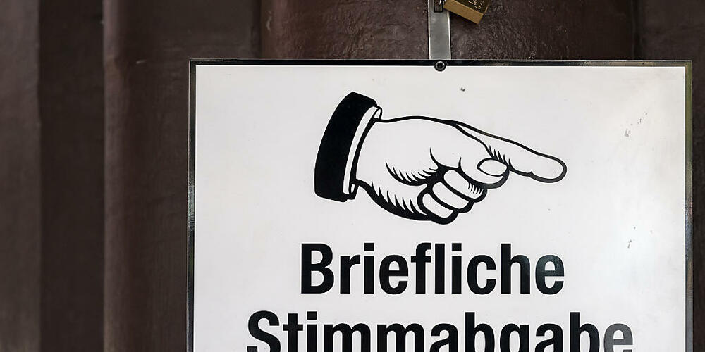 Der Kanton St. Gallen lässt Hackerinnen und Hacker ein neues System austesten, mit dem später die Stimmausweise ausgestellt werden. (Symbolbild)