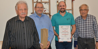 Co-Präsident Albert Hugenmatter, Neumitglied Marcel Morath, Ehrendirigent Hanspeter Bischof, Co-Präsident René Gasser (v.l.n.r.)