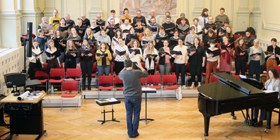 Die letzte Chorprobe für die bevorstehenden Aufführungen. Am kommenden Freitag und Samstag finden die Konzerte in der Kirche St. Johann in Schaffhausen statt.