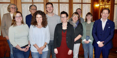 Neuer Vorstand v.l.: Sonja Tobler, Sabrina Obertüfer, Andreas Ennulat, Sharon Satz, Silvan Graf, Martina Jucker, Bea Weiler, Stefanus Bertsch (Parteisekretär), Camille Kappeler, Landammann Yves Balmer