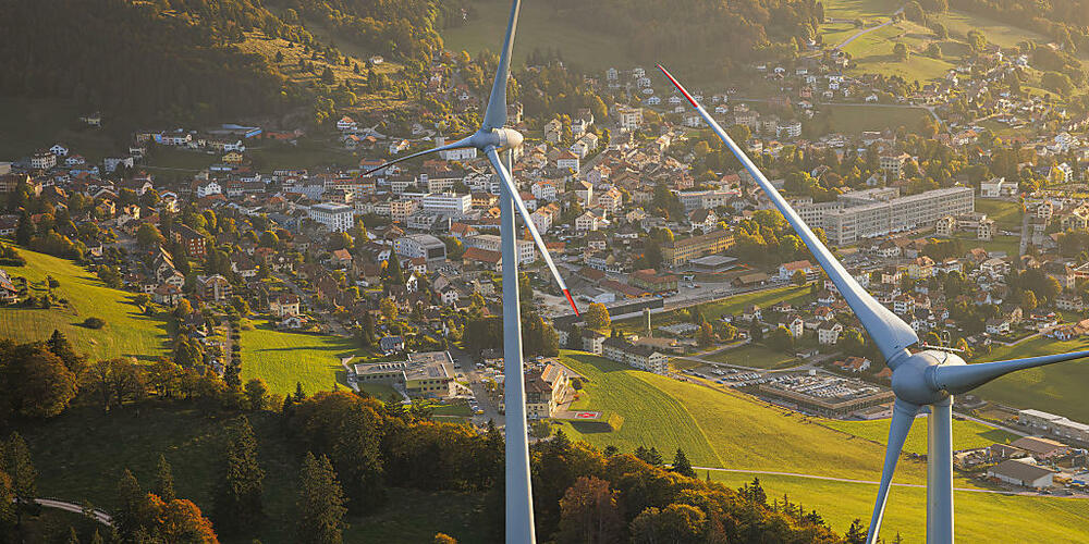 Für Windkraftanlagen braucht es im Kanton St.Gallen keine kommunalen Sondernutzungspläne. Dies entschied der Kantonsrat in der Februarsession. (Symbolbild)