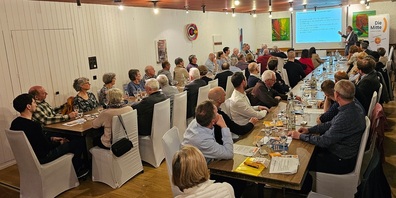 Ein voller Rössli-Saal in Niederwil widerspiegelte das grosse Interesse an der HV der Mitte Oberbüren.