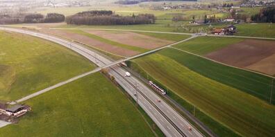 Das Areal Wil West gilt für die Kantone St. Gallen und Thurgau als wichtiges Entwicklungsgebiet, auf dem rund 3000 Arbeitsplätze entstehen könnten. (Archivbild)